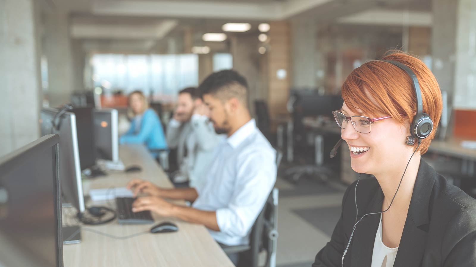 Des opérateurs dans le centre de contact de Contact'Up